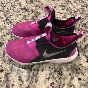 Size 3.5 Nike shoes.